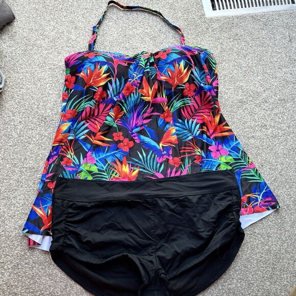 NWT Women’s Swim Tankini Plus Size 2XL Bright Vibrant Tropical Vacation Beach - Picture 1 of 11